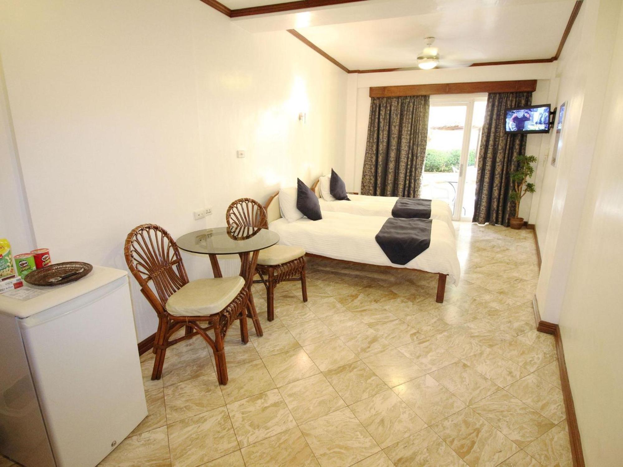 Mermaid Resort And Dive Center Puerto Galera Kültér fotó